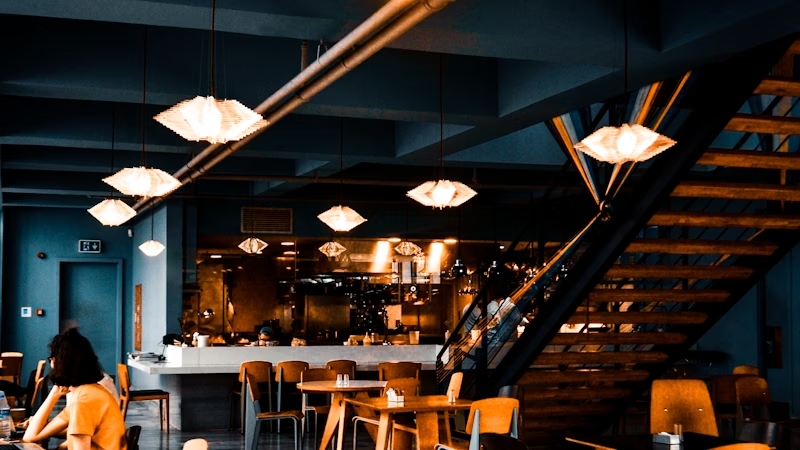 Upravljanje stolovima Upravljanje stolovima